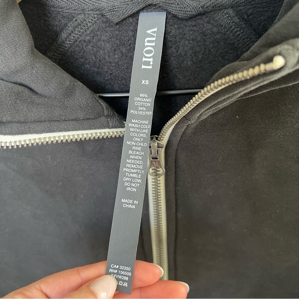 NWOT Vuori Restore Half Zip Hoodie in Washed Black - Picture 4 of 6